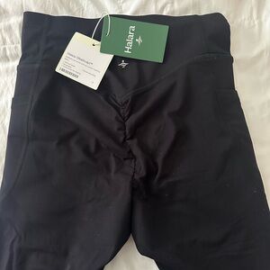 HALARA UltraSculpt Color:Black,  Leggings Sleek and Versatile Bottoms